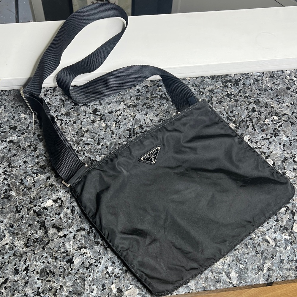 Prada Zip Top Lightweight Adjustable Single Compa… - image 2